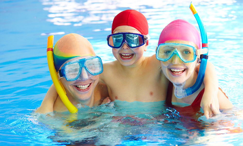 Familie_badekappen_1000x600